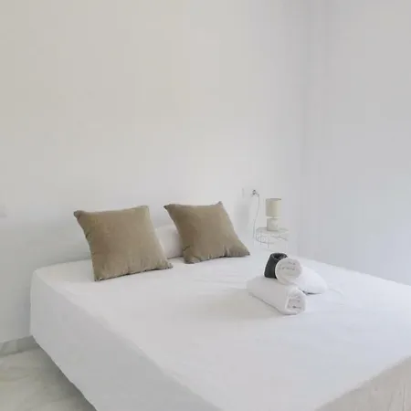 Nice In W/ Wifi And 2 Bedrooms Nerja